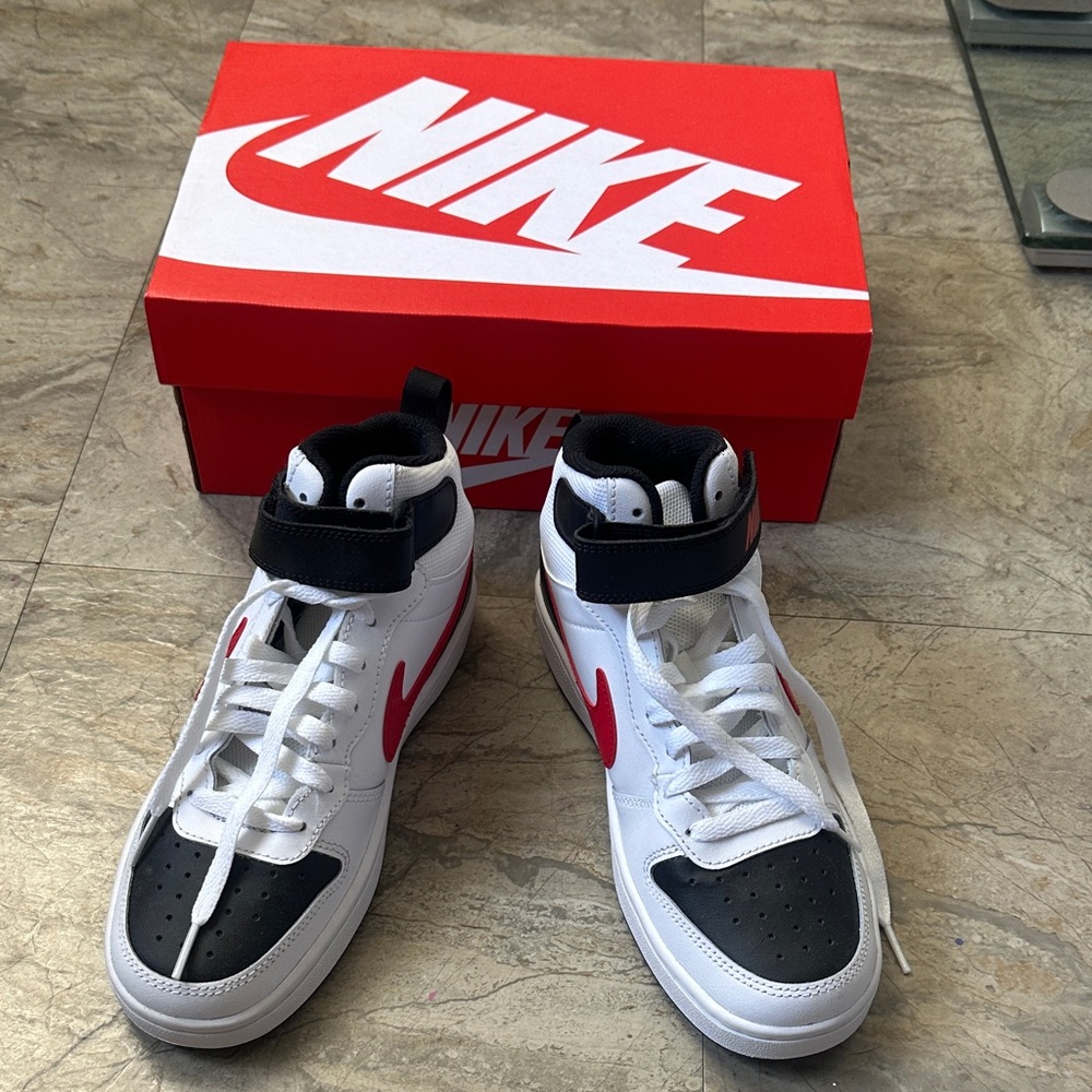 listing-status-banner